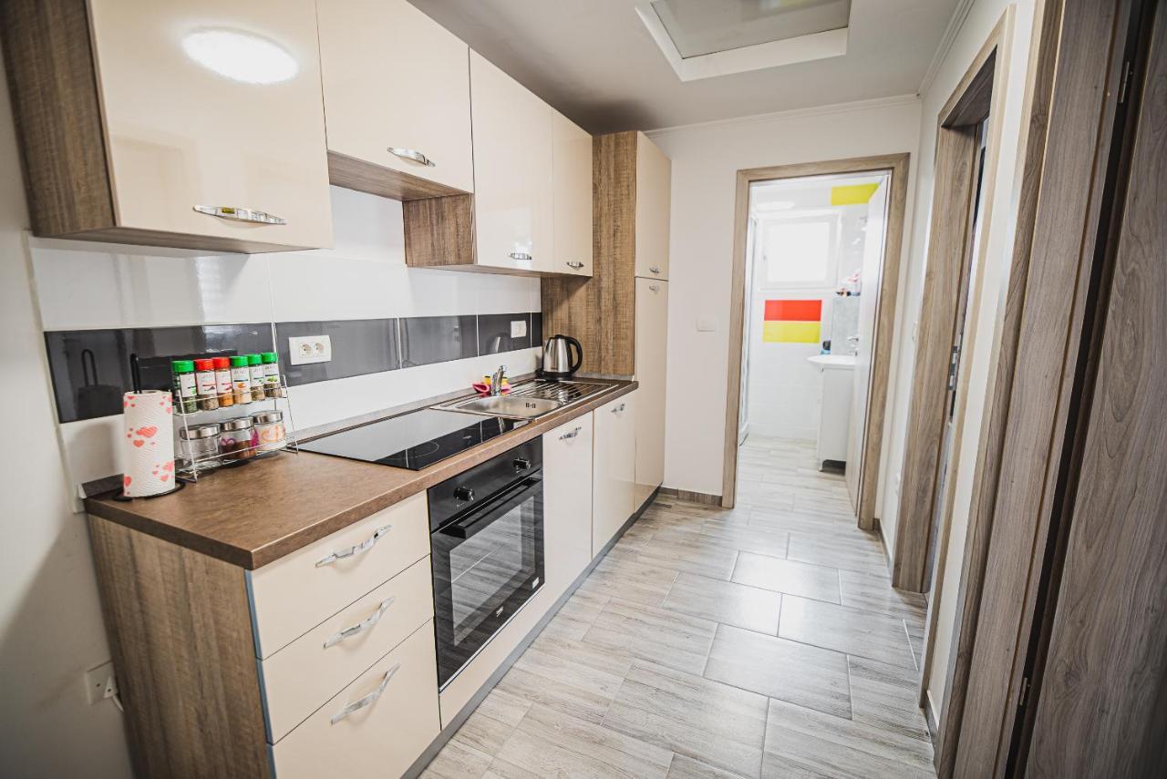 Cuderland -Cukr Apartment โคบาริด ภายนอก รูปภาพ
