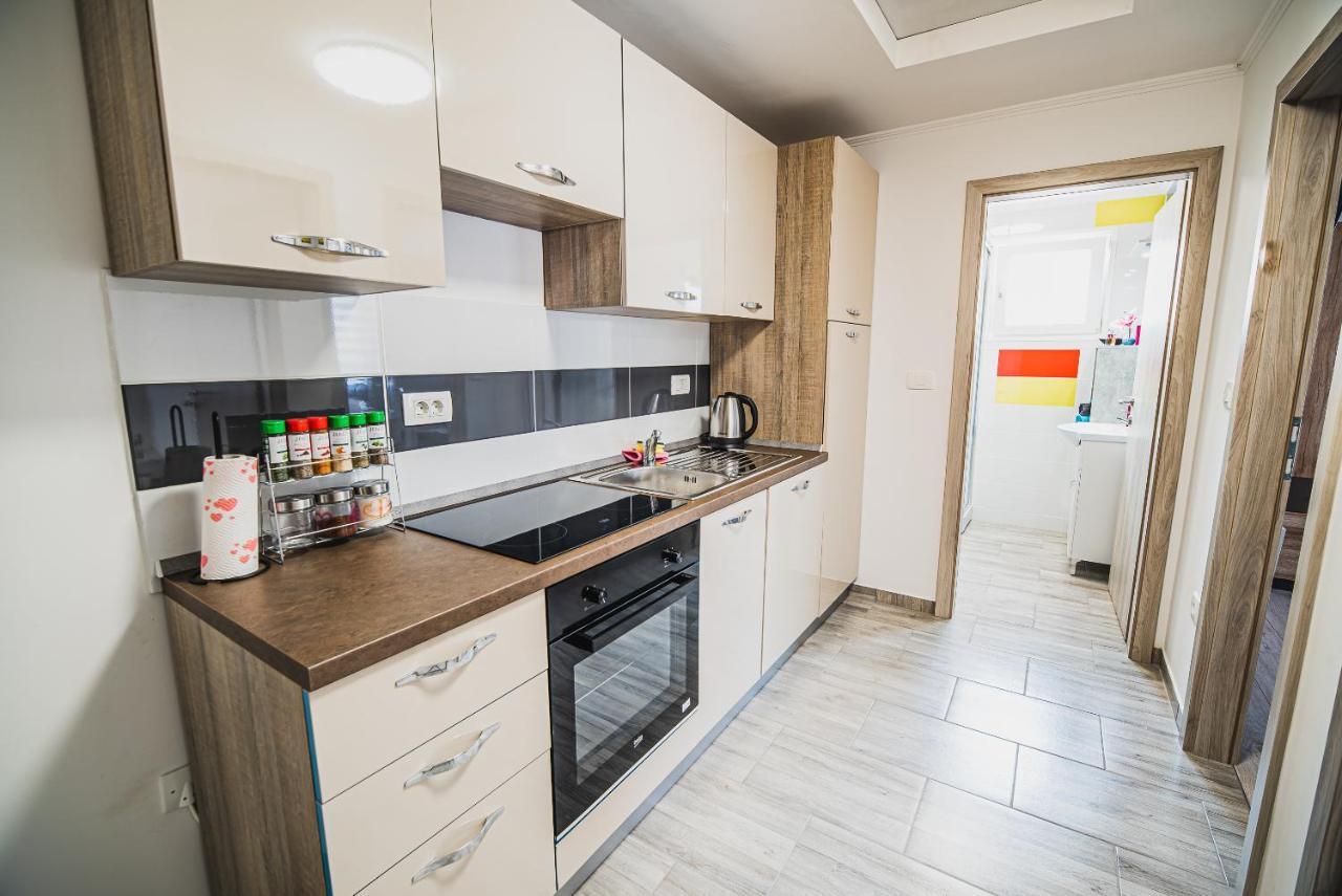 Cuderland -Cukr Apartment โคบาริด ภายนอก รูปภาพ